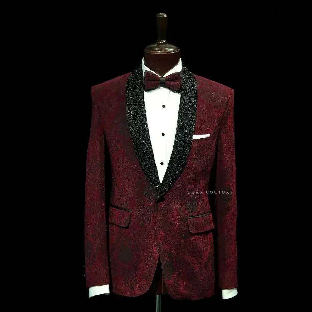 ชุดสูทผู้ชายสีแดงเข้มแบบเป็นทา - Men Formal Wear Red บทวิจารณ์และราคา